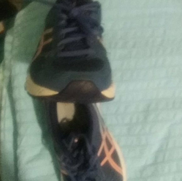 Asics running - Picture 2 of 4